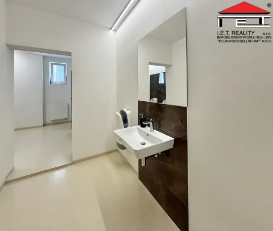 Pronájem kanceláře, Brno, Moravské náměstí, 35 m2