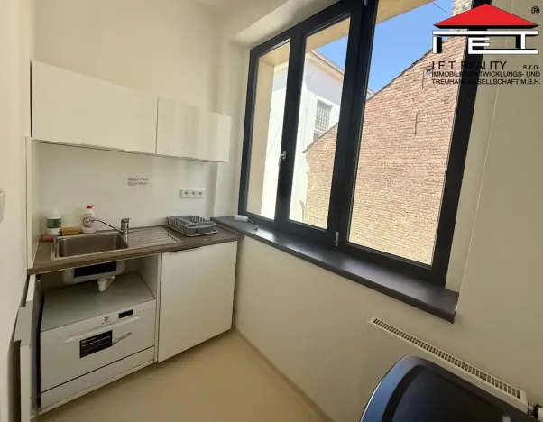 Pronájem kanceláře, Brno, Moravské náměstí, 30 m2