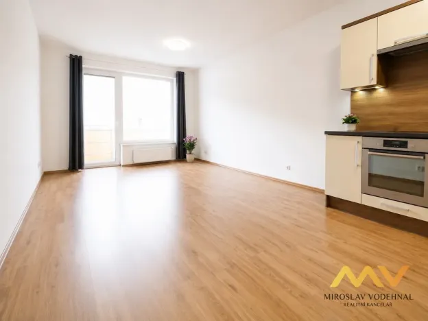 Pronájem bytu 1+kk, Hradec Králové - Nový Hradec Králové, Jana Masaryka, 32 m2