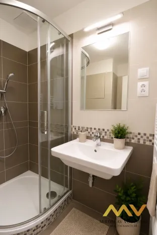 Pronájem bytu 1+kk, Hradec Králové - Nový Hradec Králové, Jana Masaryka, 32 m2