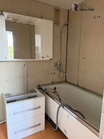 Pronájem bytu 2+1, Podbořany, Sídliště Míru, 62 m2