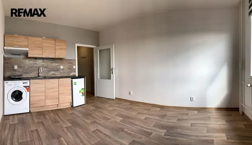 Pronájem bytu 1+kk, Olomouc, Lužická, 23 m2