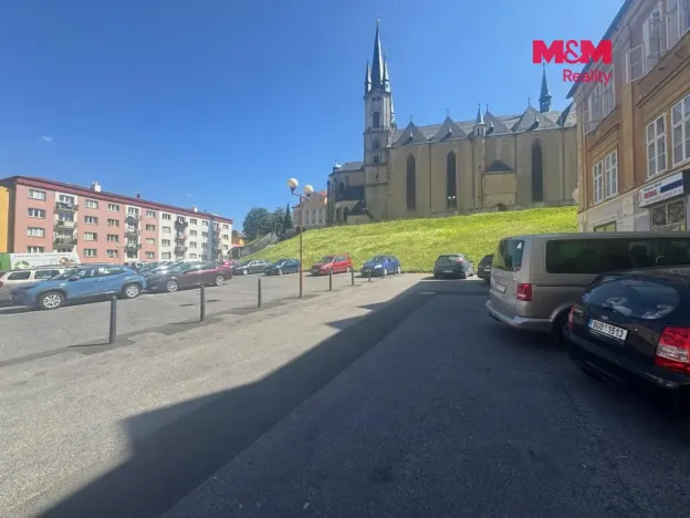 Prodej bytu 2+1, Cheb, Kasární náměstí, 54 m2