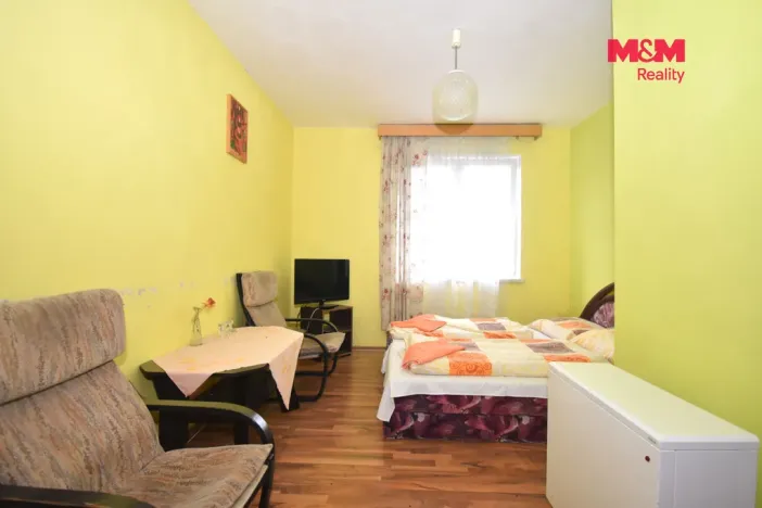 Prodej ubytování, Bílá, 900 m2