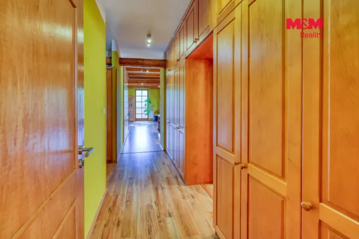 Prodej ubytování, Železná Ruda - Hojsova Stráž, 910 m2