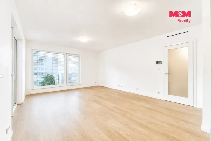 Pronájem bytu 2+kk, Praha, Hábova, 56 m2