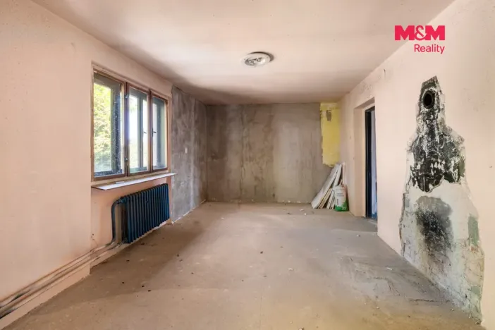 Prodej rodinného domu, Rynholec, nám. 1. máje, 363 m2