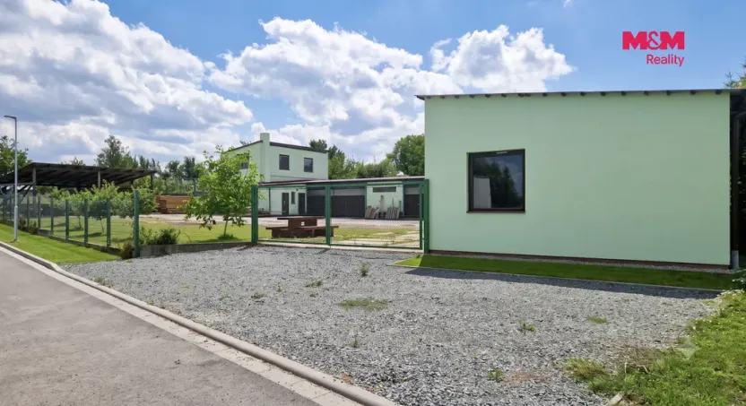 Pronájem výrobních prostor, Senice na Hané, Hliníky, 1030 m2