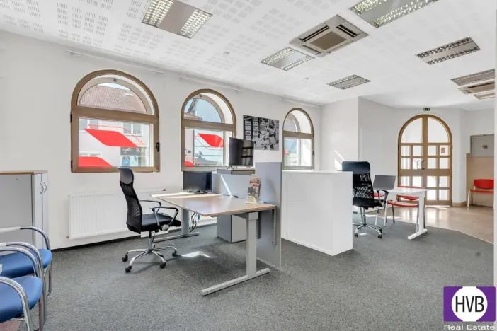 Prodej obchodního prostoru, Zdice, Husova, 116 m2