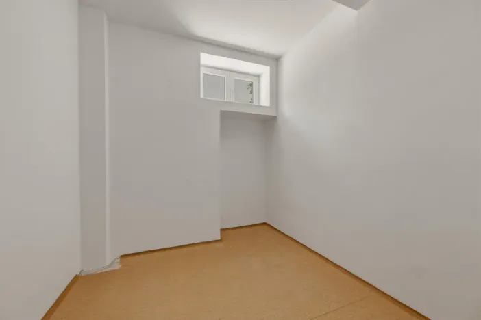 Prodej obchodního prostoru, Praha, Pod Drinopolem, 67 m2
