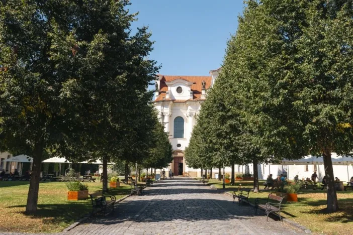 Prodej obchodního prostoru, Praha, Pod Drinopolem, 67 m2