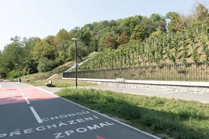 Prodej bytu 2+kk, Praha, Jeseniova, 61 m2