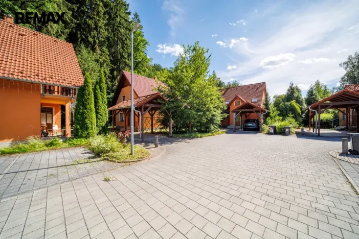 Prodej rodinného domu, Karlovy Vary, Slovenská, 98 m2