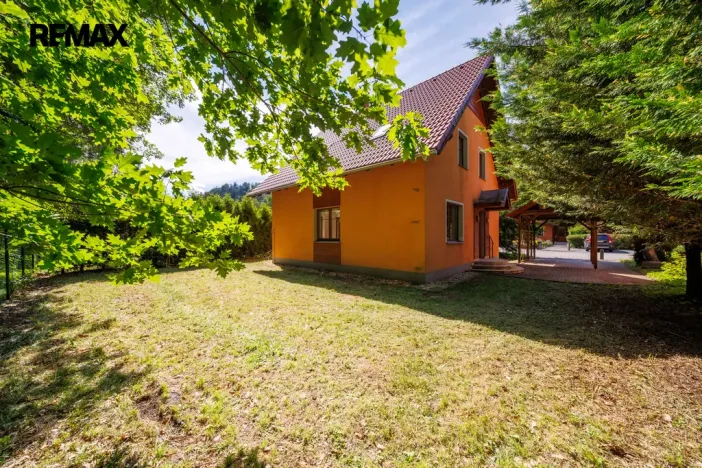Prodej rodinného domu, Karlovy Vary, Slovenská, 98 m2