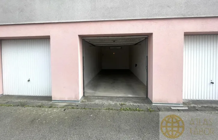 Pronájem garáže, Tábor, Maredova, 19 m2