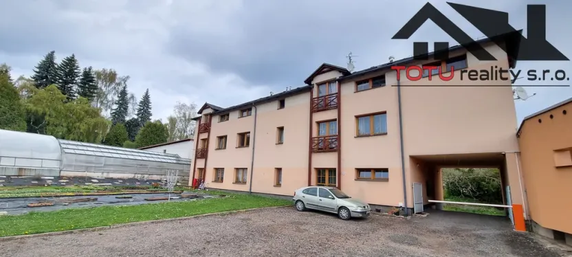Pronájem bytu 1+kk, Náchod, U Zastávky, 17 m2
