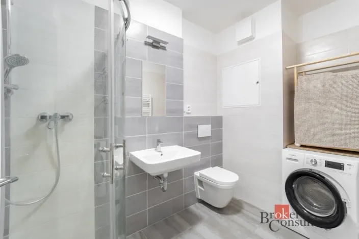 Prodej bytu 2+kk, Neslovice, Lesní, 72 m2