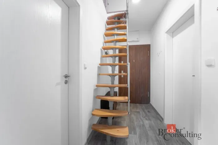 Prodej bytu 2+kk, Neslovice, Lesní, 72 m2