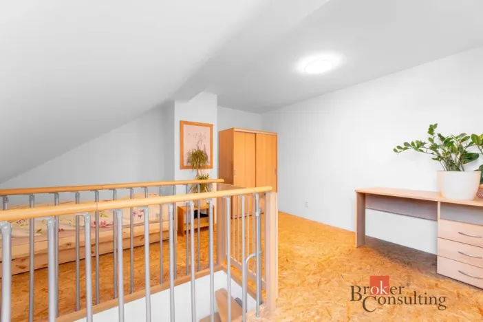 Prodej bytu 2+kk, Neslovice, Lesní, 72 m2