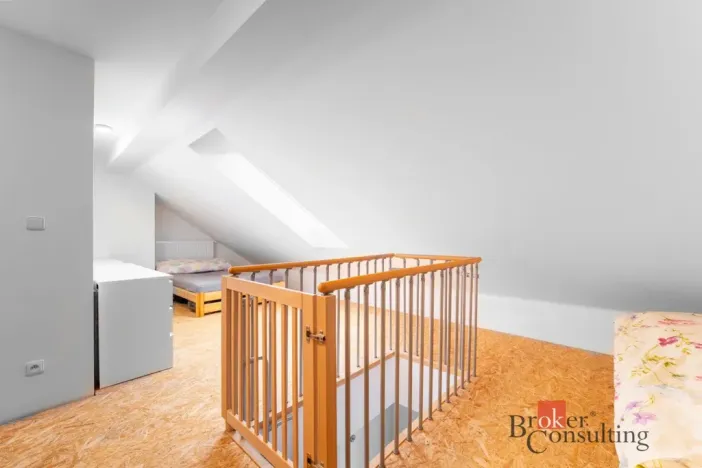 Prodej bytu 2+kk, Neslovice, Lesní, 72 m2