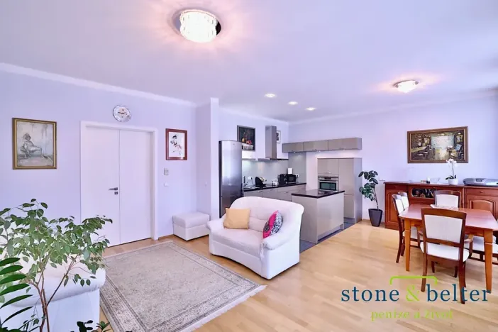 Pronájem bytu 3+kk, Praha - Nové Město, Lublaňská, 90 m2