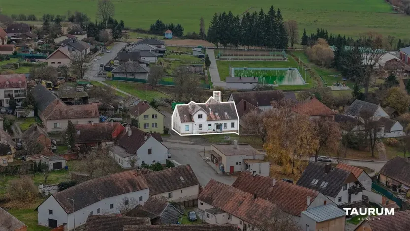 Pronájem rodinného domu, Roupov, 525 m2
