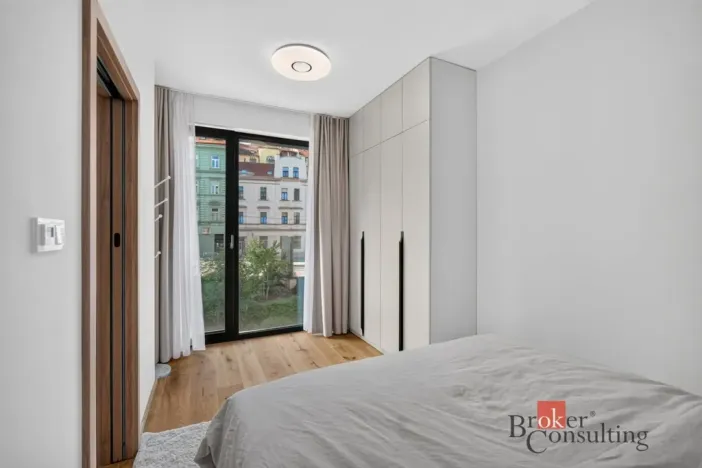 Prodej bytu 1+kk, Praha - Košíře, Starokošířská, 38 m2