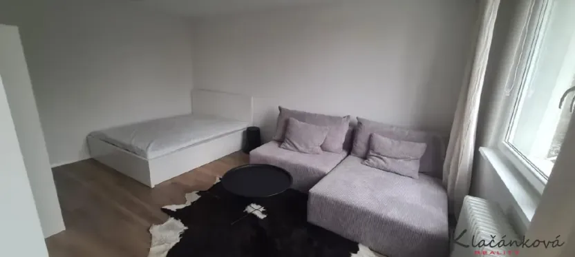 Prodej bytu 1+1, Zlín, Větrná, 35 m2