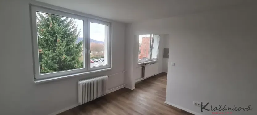 Prodej bytu 1+1, Zlín, Větrná, 35 m2