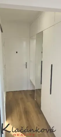 Prodej bytu 1+1, Zlín, Větrná, 35 m2