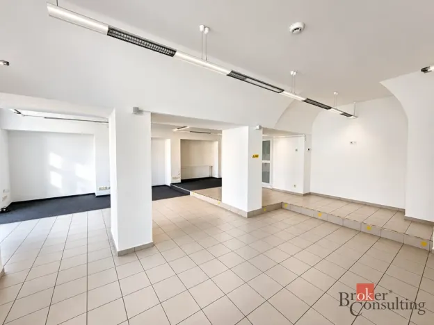 Pronájem kanceláře, Rokycany - Střed, Masarykovo náměstí, 180 m2