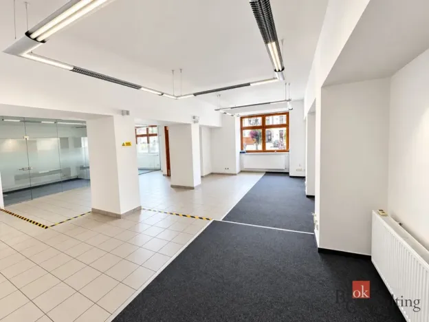 Pronájem kanceláře, Rokycany - Střed, Masarykovo náměstí, 180 m2