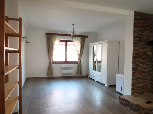 Pronájem bytu 3+1, Brandýsek - Olšany, Olšanská I, 100 m2