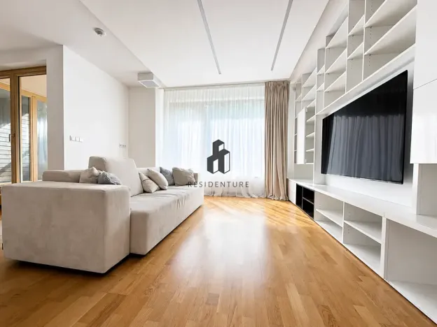 Pronájem bytu 3+kk, Praha - Žižkov, Jeseniova, 87 m2