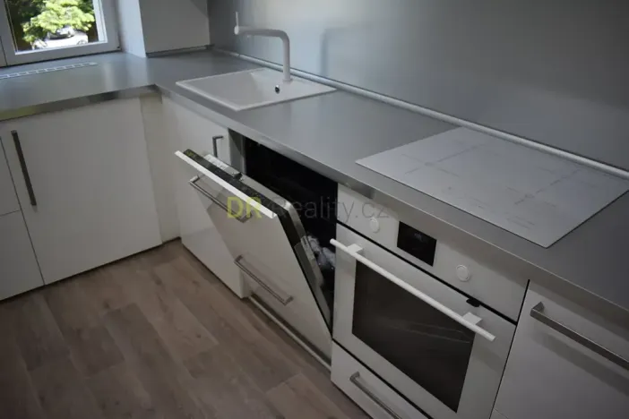Pronájem bytu 2+kk, Brno, Korejská, 60 m2