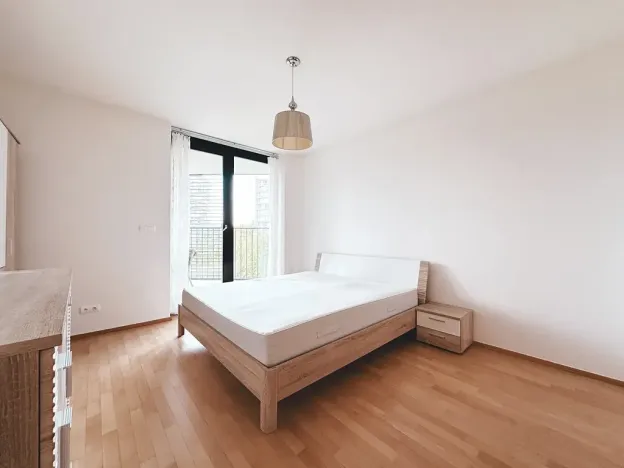 Pronájem bytu 2+kk, Praha - Žižkov, Pitterova, 55 m2