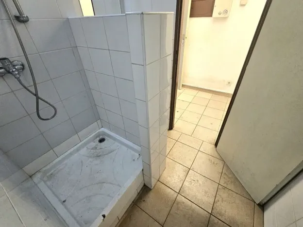 Pronájem obchodního prostoru, Praha, Braunerova, 67 m2