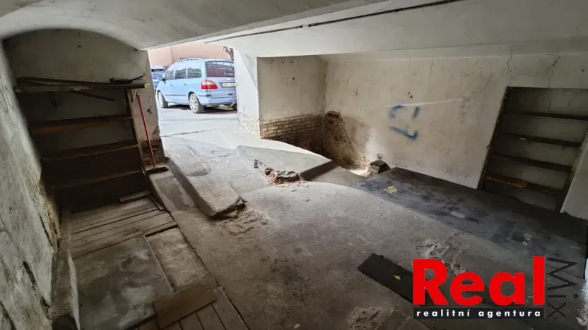 Pronájem skladu, Brno - Veveří, Grohova, 27 m2