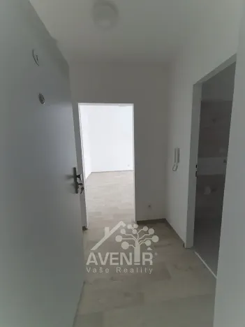 Pronájem bytu 1+kk, Jablonec nad Nisou, Saskova, 29 m2