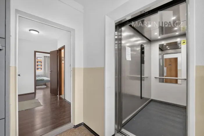 Prodej bytu 2+kk, Praha - Kobylisy, Famfulíkova, 43 m2