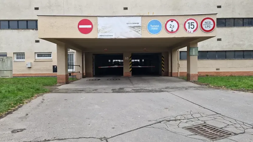 Prodej garážového stání, Brno, Voroněžská, 14 m2