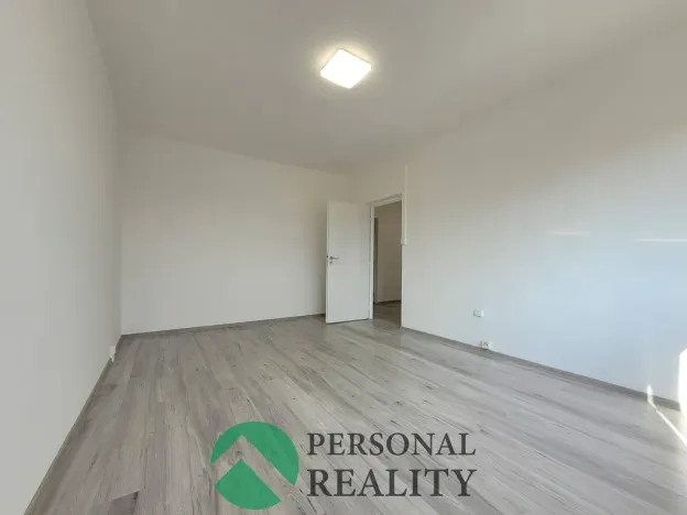Pronájem bytu 2+1, Kadaň, Chomutovská, 53 m2