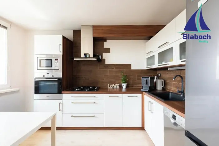 Prodej bytu 3+kk, Praha - Prosek, Litoměřická, 61 m2