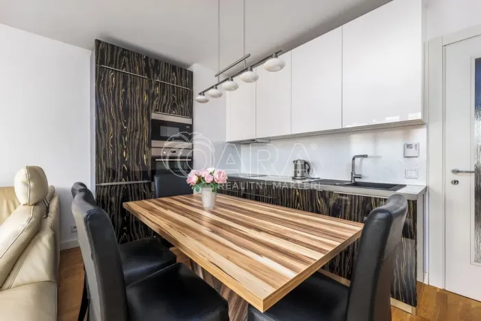 Pronájem bytu 3+kk, Praha - Libeň, Drahobejlova, 64 m2