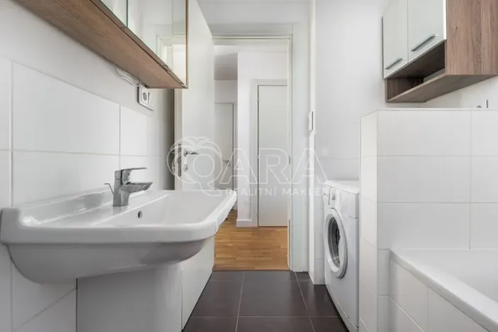 Pronájem bytu 3+kk, Praha - Libeň, Drahobejlova, 64 m2