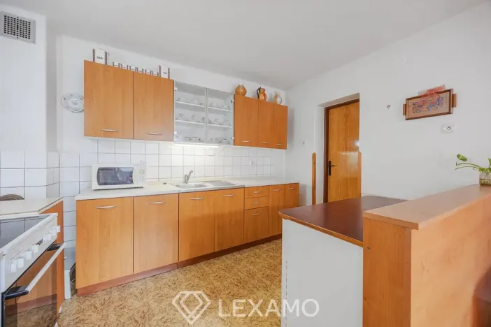 Prodej rodinného domu, Třebíč - Slavice, 250 m2
