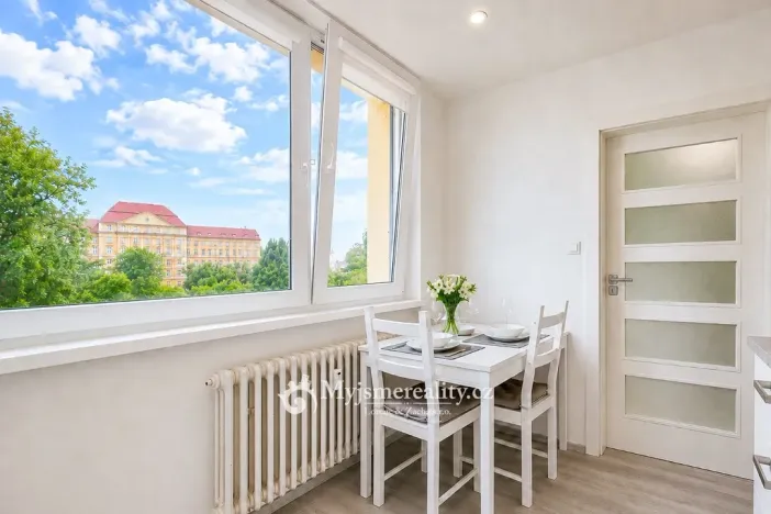 Prodej bytu 3+1, Znojmo, Aninská, 69 m2