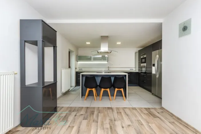 Prodej rodinného domu, Neveklov, Husova, 238 m2