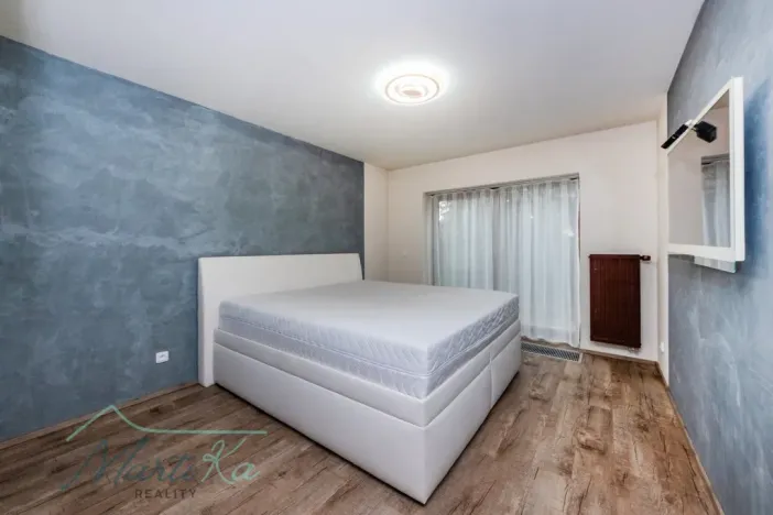 Prodej rodinného domu, Neveklov, Husova, 238 m2