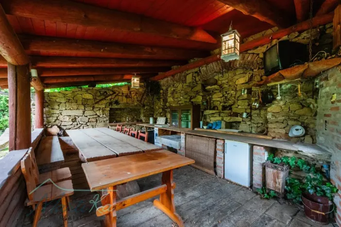 Prodej rodinného domu, Neveklov, Husova, 238 m2